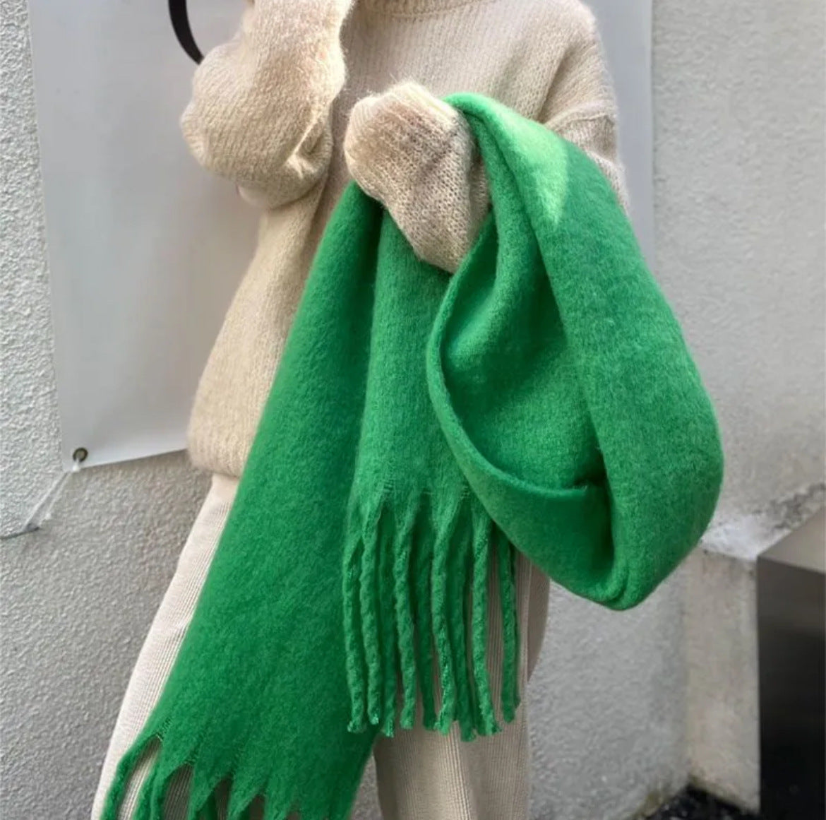 Solid Color Thickened and Extended Scarf for Women, 2026 Autumn and Winter New Korean Style, Versatile Winter Shawl for Students, Pink