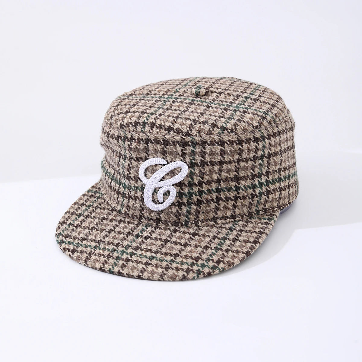 Trendy British Style Retro Large Letter Embroidered Flat-Top Hat, Fashionable and Casual, Versatile and Suitable for All Occasio