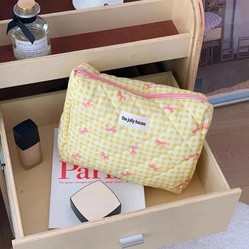 3 Type Quilting Cosmetic Bag Ladies Large Capacity Travel Organizer Washbag Cute Bow Knot Pattern Make Up Zipper Storage Bag