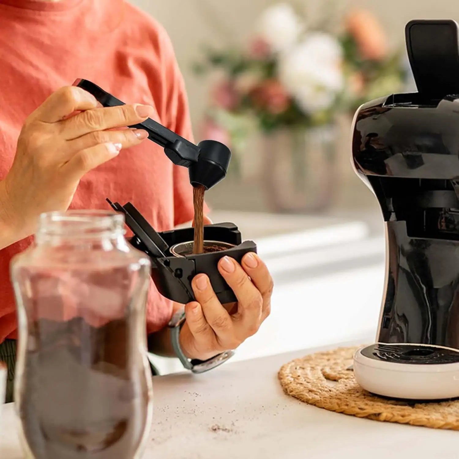 Coffee Scoop & Funnel for Reusable K Cup Refillable Coffee Pods,2TBSP Mess-Free, Easy Slide Scoop for Ground Coffee,