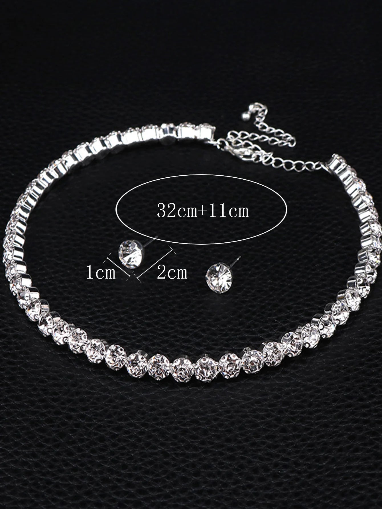 4 pieces of women's fashionable and minimalist necklaces with earrings, bracelets, jewelry sets, banquet and party accessories