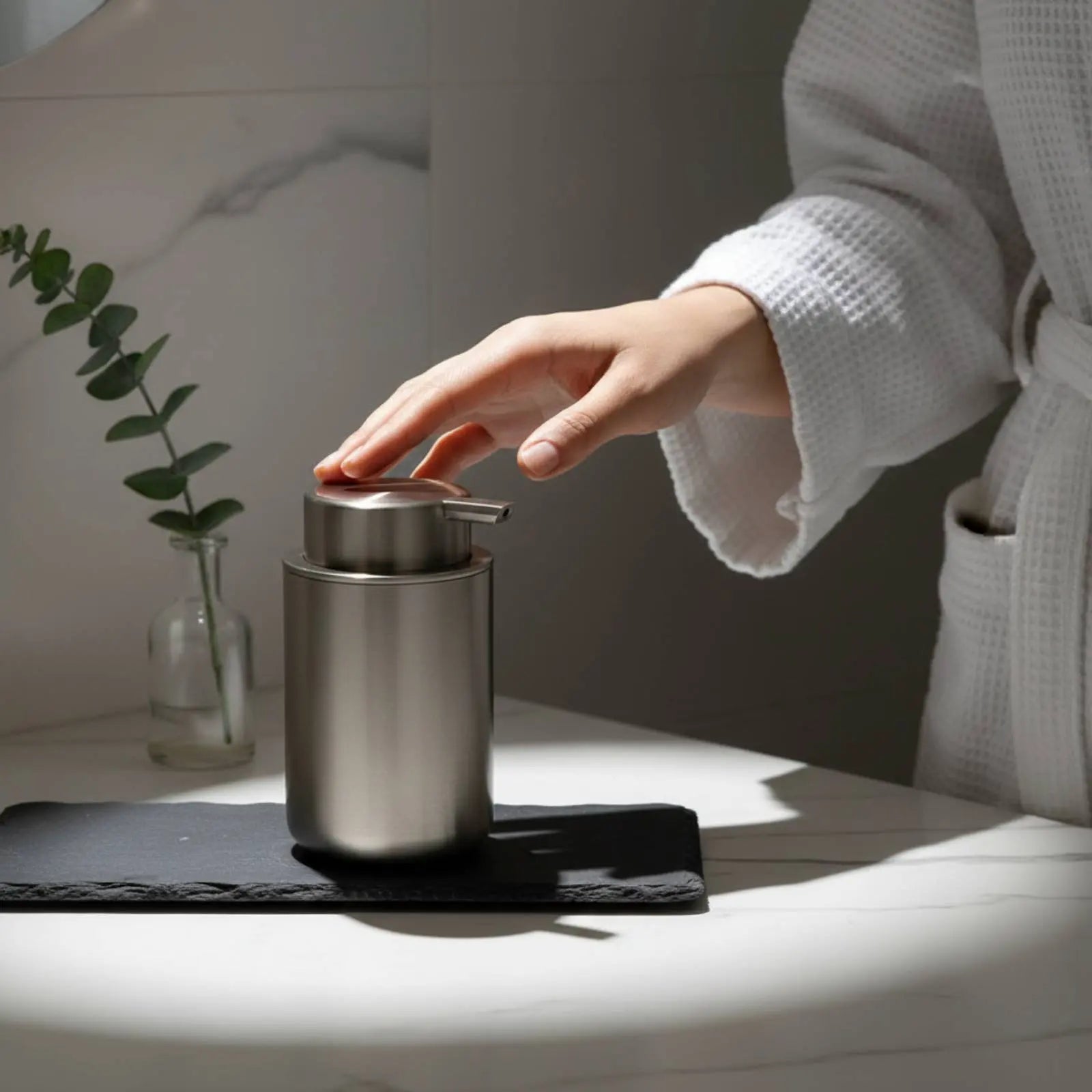 Stainless Steel Soap Dispenser Refillable Stainless Steel Soap Pump Bathroom Pump Bottle Elegant Design Home Accessory for Sink