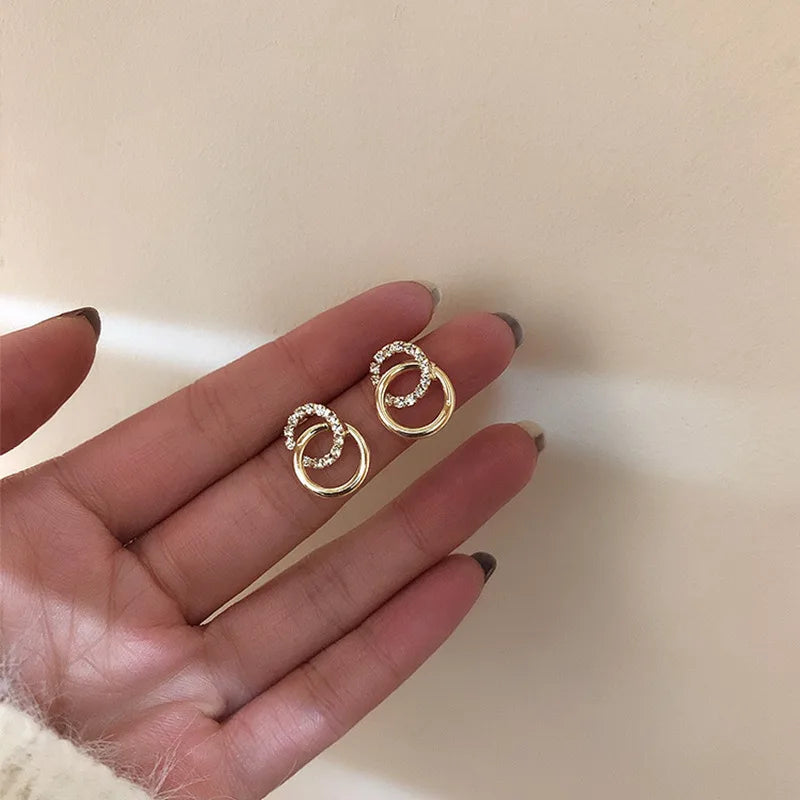 Gold Color Double Hoop Geometric Stud Earrings Sparkly Inlaid Rhinestone Earrings Female Fashion Light Luxury Ear Jewelry C
