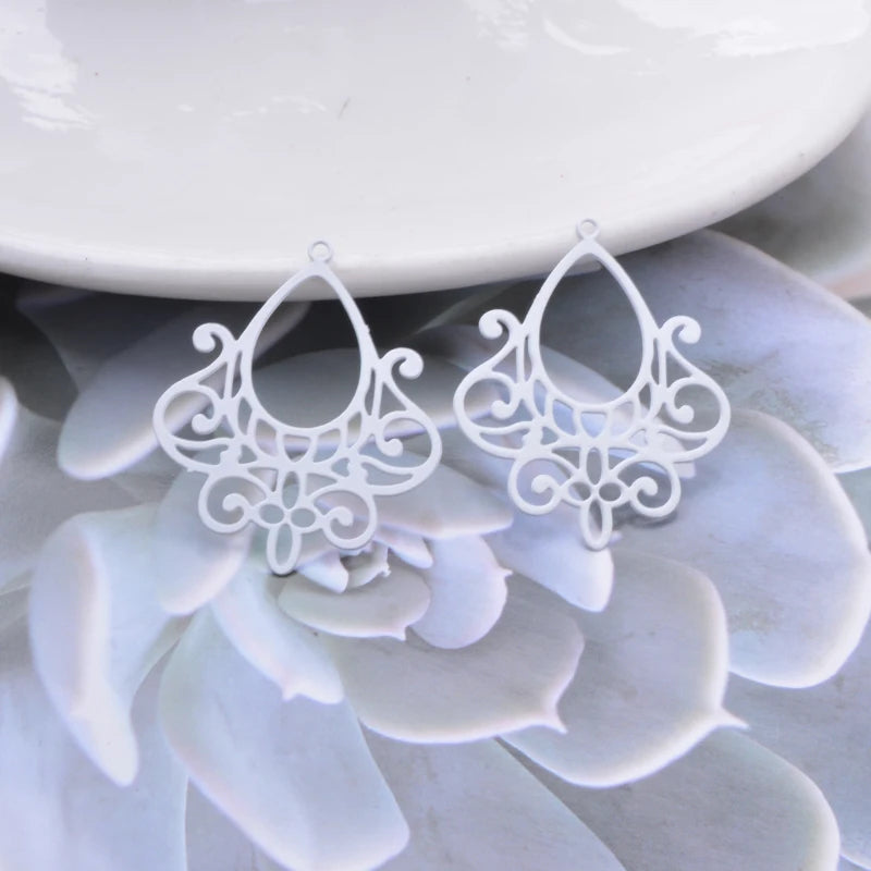 30pcs AB8445 Filigree Charms Thin Earring Pendant