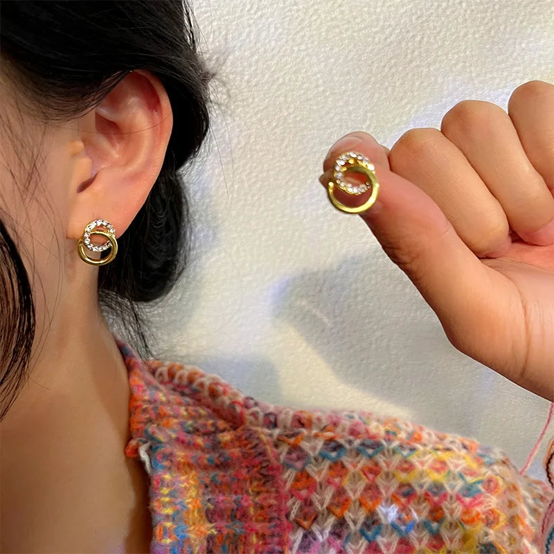 Gold Color Double Hoop Geometric Stud Earrings Sparkly Inlaid Rhinestone Earrings Female Fashion Light Luxury Ear Jewelry C