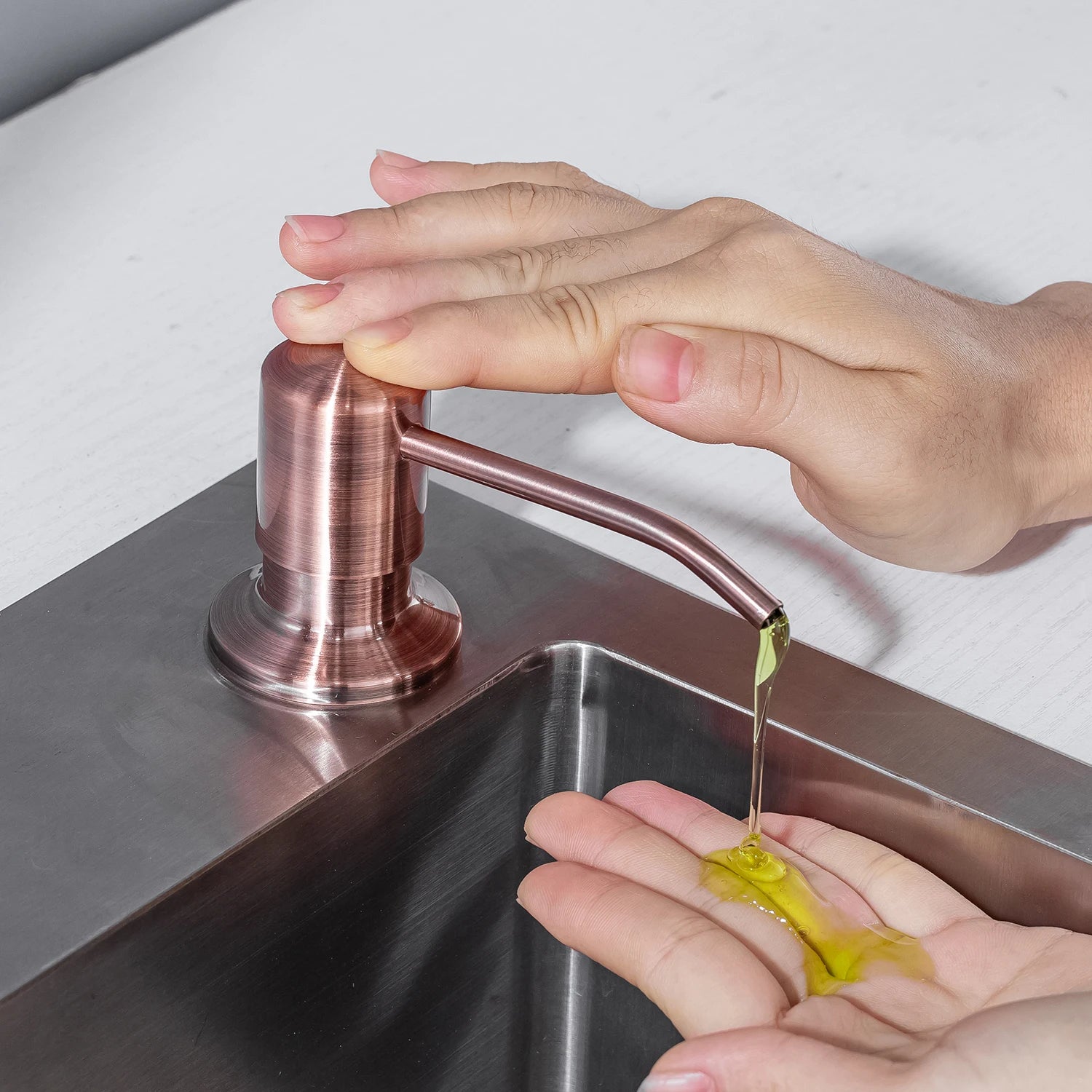 Liquid Soap Dispensers Stainless Steel Pump Head with 500ML PE Bottle Build in Dispenser Soap for Kitchen Accessories
