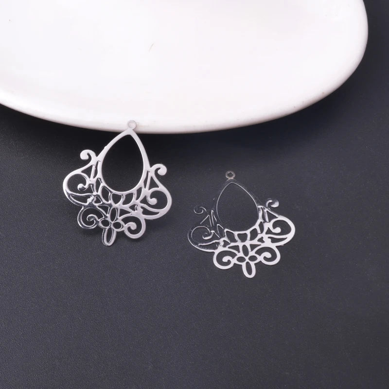 30pcs AB8445 Filigree Charms Thin Earring Pendant