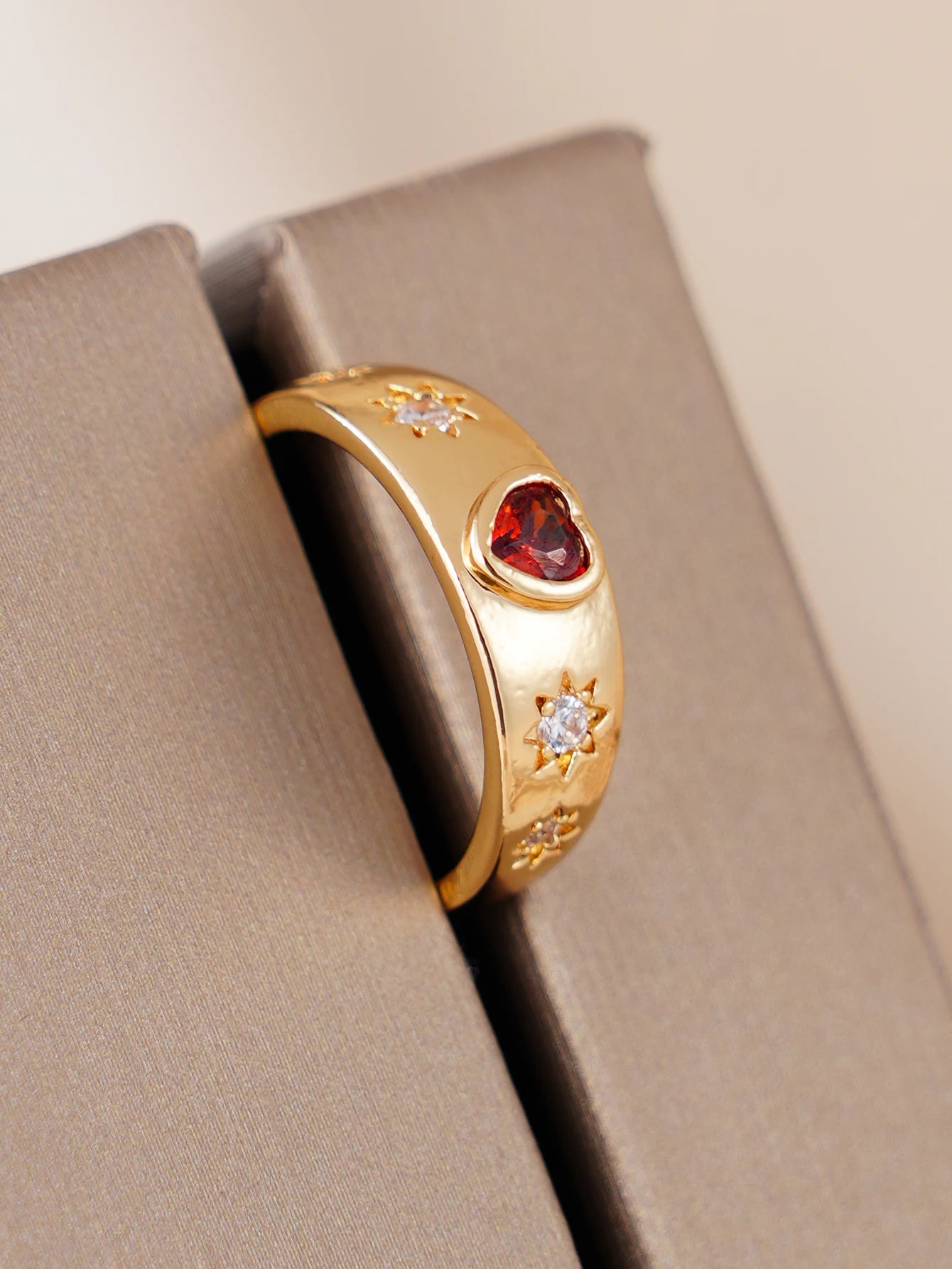 Red CZ Heart Signet Ring Starburst Design Dainty Women's Promise Ring Trendy Everyday Jewelry