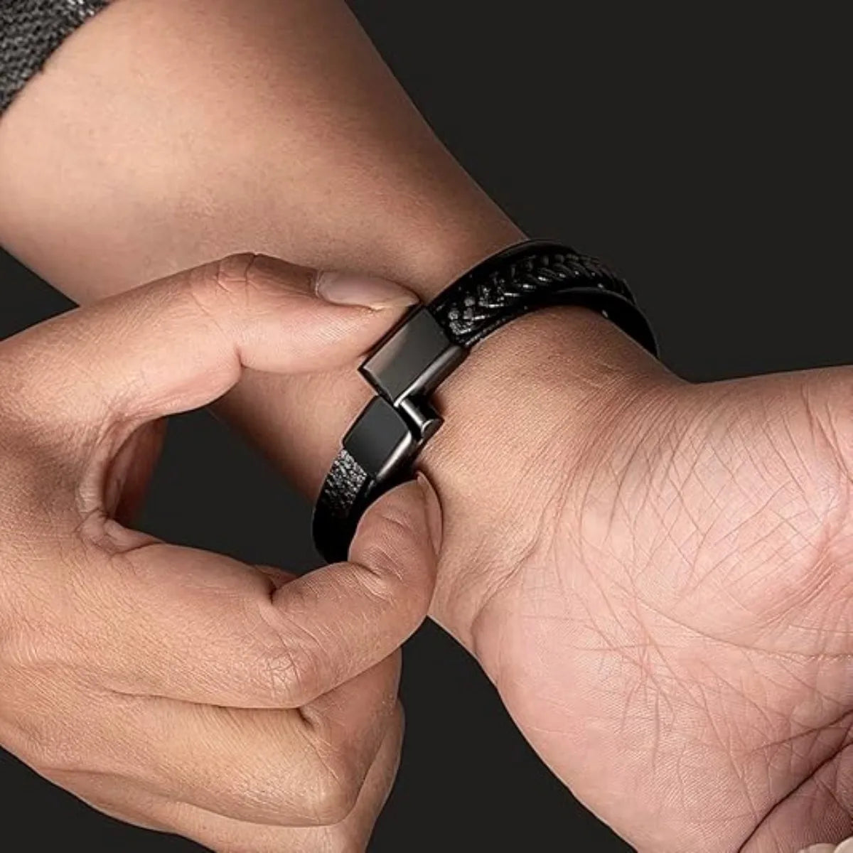 Trendy Leather Bracelets For Men Stainless Steel Bracelet 21CM Multilayer Braided Rope Bracelets for Male Jewelry Gifts